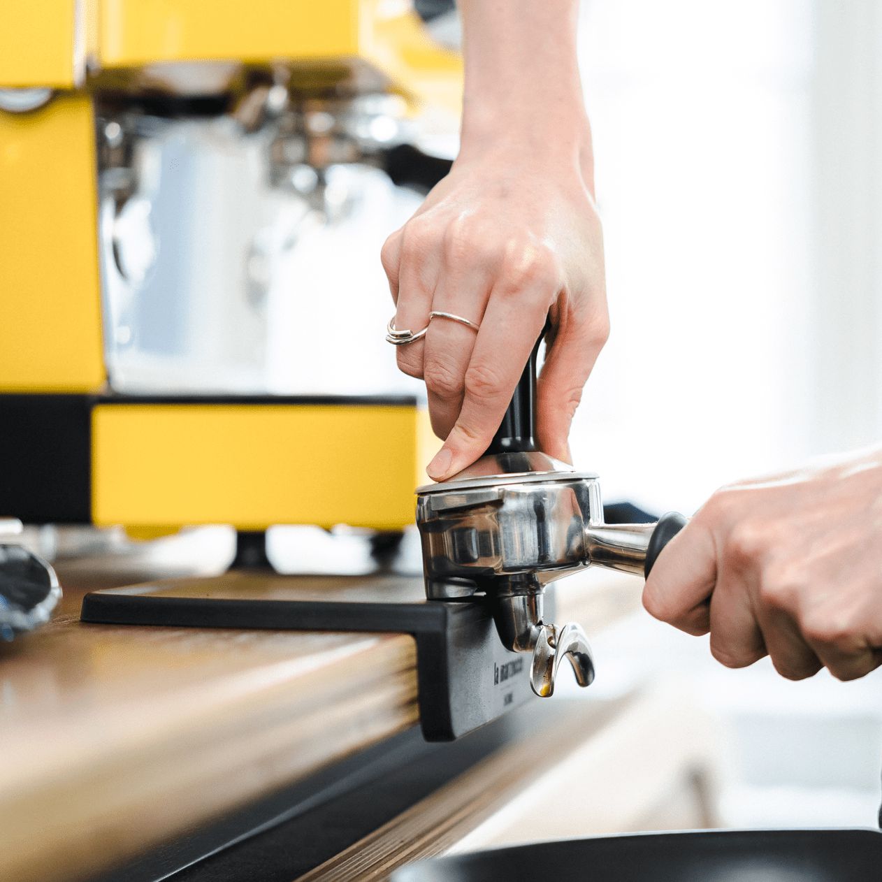 Corner Tamping Mat - Rhino Pro Protective Countertop Mat