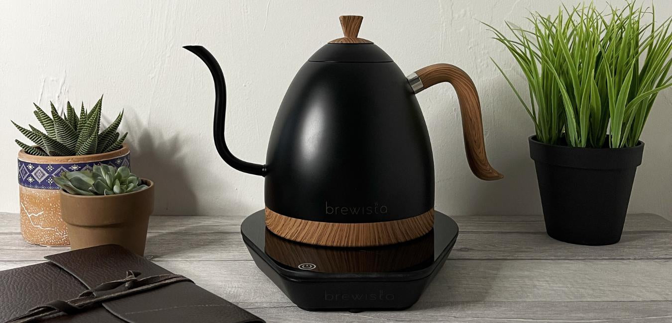 Why You Need A Gooseneck Kettle For The Best Coffee Coffee Hit
